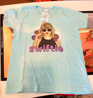 Taylor Swift "Swiftie" T-Shirt