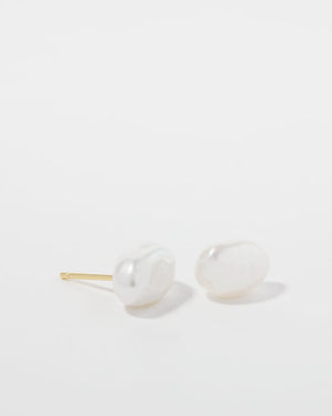 Grit Pearl Earrings