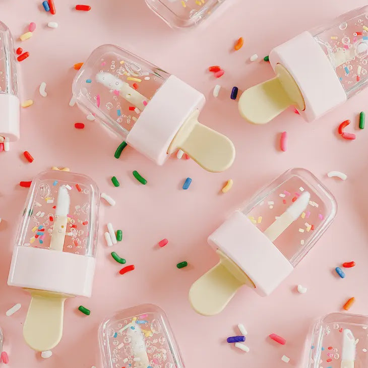 cookie swirl c popsicle lip gloss DIY Lipstick W/ REAL Popsicles! | Apply Your Balm W/ Popsicles! Cute lipgloss ice cream pop